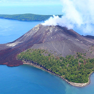 仅剩10个                   遗失的世界  梦幻森林-喀拉喀托火山